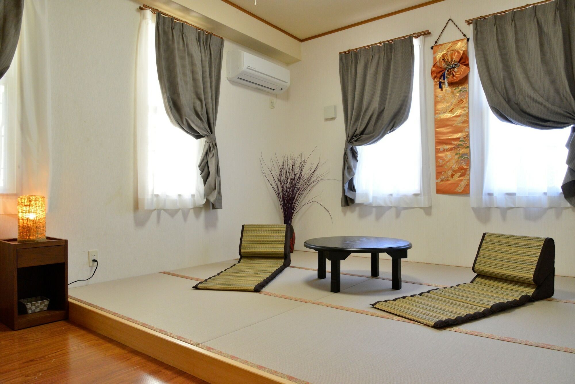 Вілла Maeda Biru House Онна Екстер'єр фото